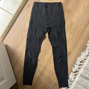 Lululemon Mesh Leggings 25”